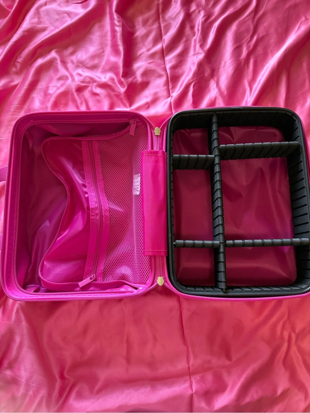 Impressions Vibrant Pink Ribbed Cosmetic Case with Gold Plate